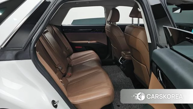 Hyundai Grandeur Hybrid (GN7) 2023 Белый из Кореи, фото 3