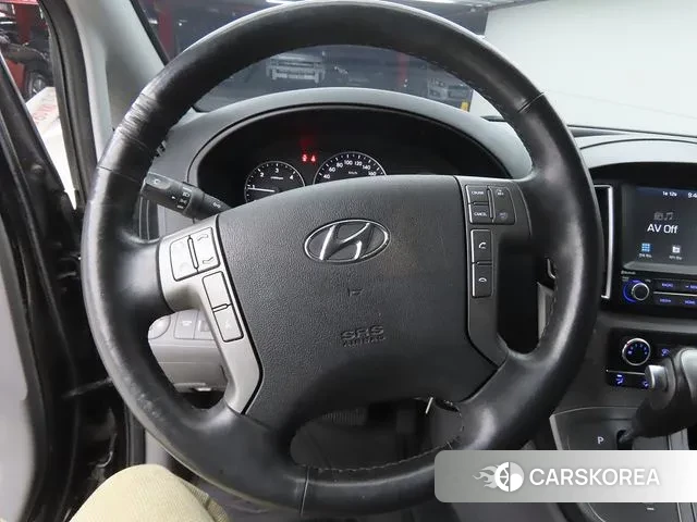 Hyundai The New Grand Starex 2020 Черный из Кореи, фото 3