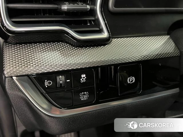 Kia Sportage 5th Generation Hybrid 2022 Серебряный из Кореи, фото 3