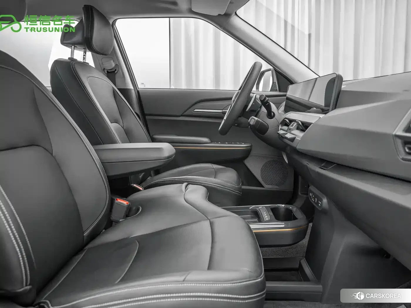 Kia EV5 2025 Silver/gray из Китая, фото 3