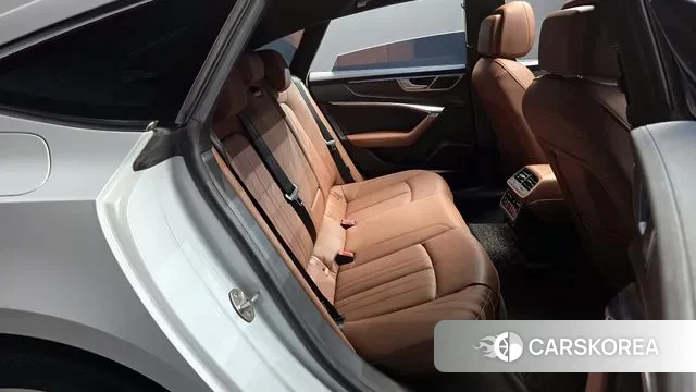 Audi A7 (4K) 2023 Белый из Кореи, фото 3