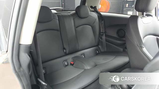 Mini Cooper 2022 Песочный из Кореи, фото 3