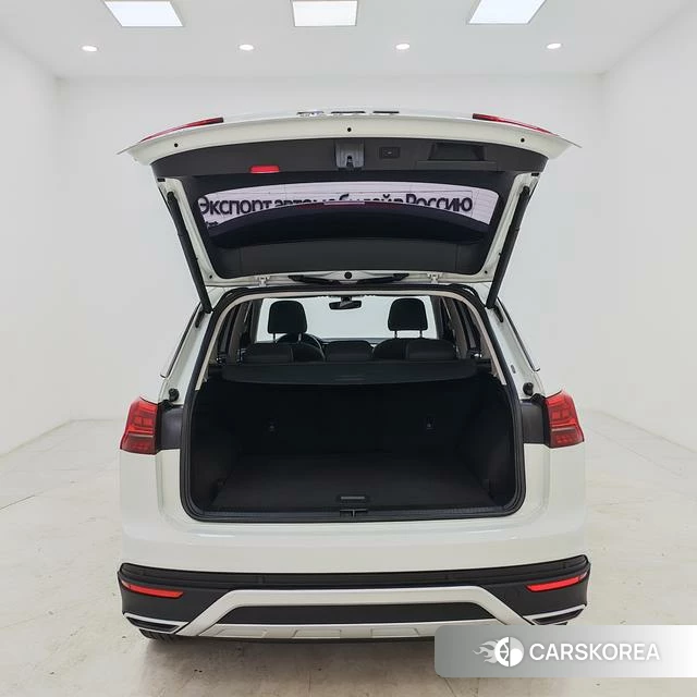 Volkswagen Tanyue 2022 Белый из Китая, фото 3