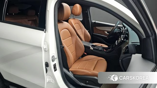 Mercedes-Benz GLC-Class X253 2021 Белый из Кореи, фото 3