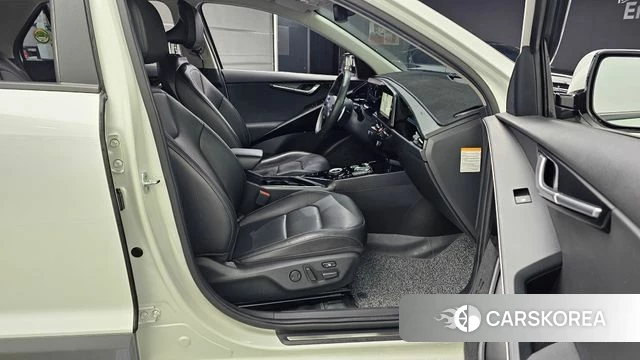 Kia Di All New Niro EV 2023 Белый из Кореи, фото 3