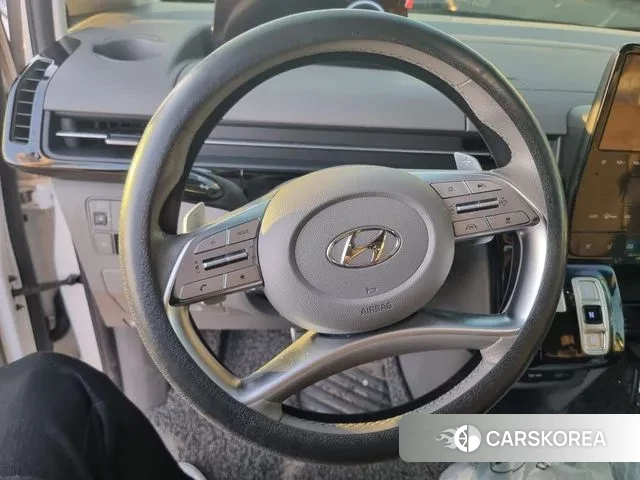 Hyundai Staria 2022 Белый из Кореи, фото 3