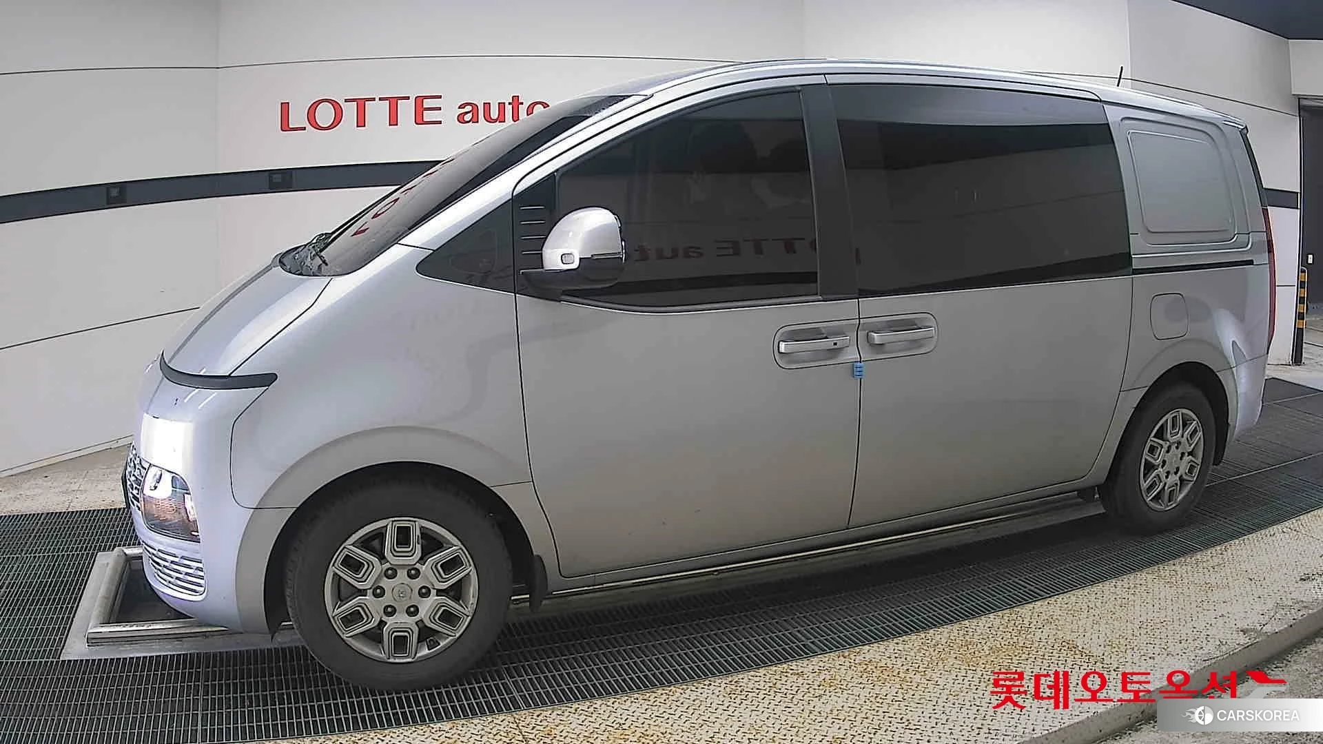 Hyundai Staria 2022 Другое из Кореи, фото 3
