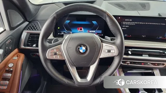 BMW X7 (G07) 2023 Белый из Кореи, фото 3