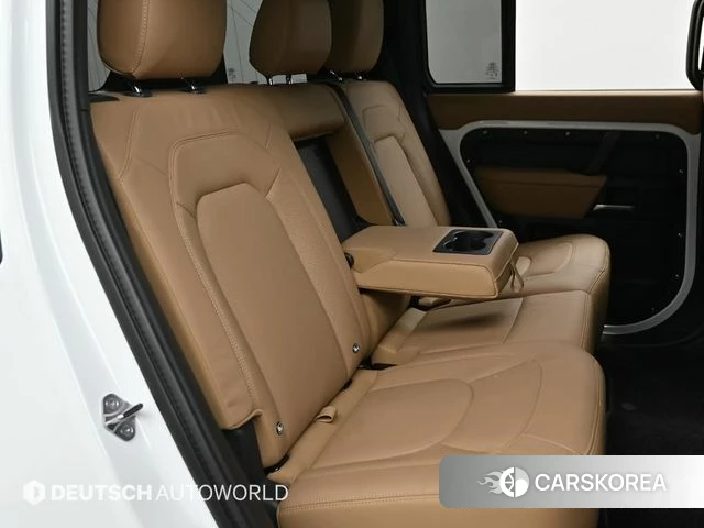 Land Rover Defender (L663) 2025 Белый из Кореи, фото 3