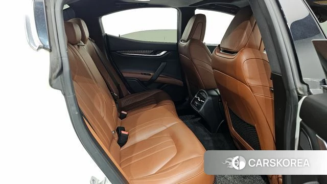 Maserati Ghibli 2019 Белый из Кореи, фото 3