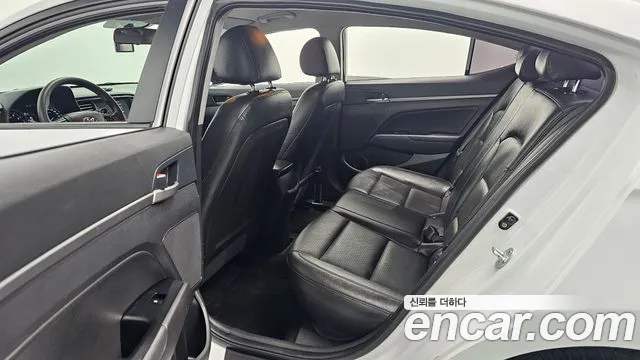 Hyundai Avante AD id 2345921 из Кореи 3