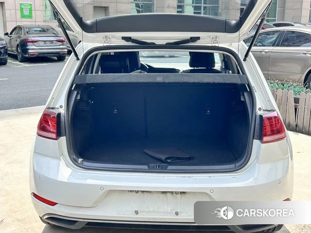 Volkswagen Golf 2019 Белый из Китая, фото 3