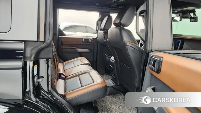 Ford Bronco 6th Generation 2023 Черный из Кореи, фото 3