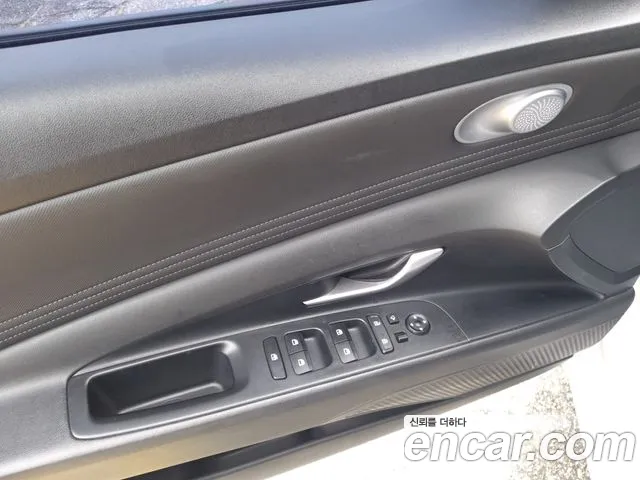 Hyundai Avante (CN7) 2021 Серебристо-серый из Кореи, фото 3