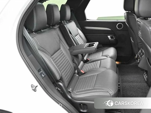 Land Rover Discovery 5 2024 Белый из Кореи, фото 3