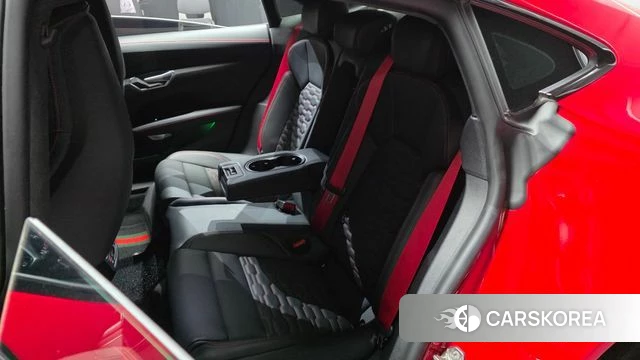 Audi RS e-Tron GT 2022 Красный из Кореи, фото 3
