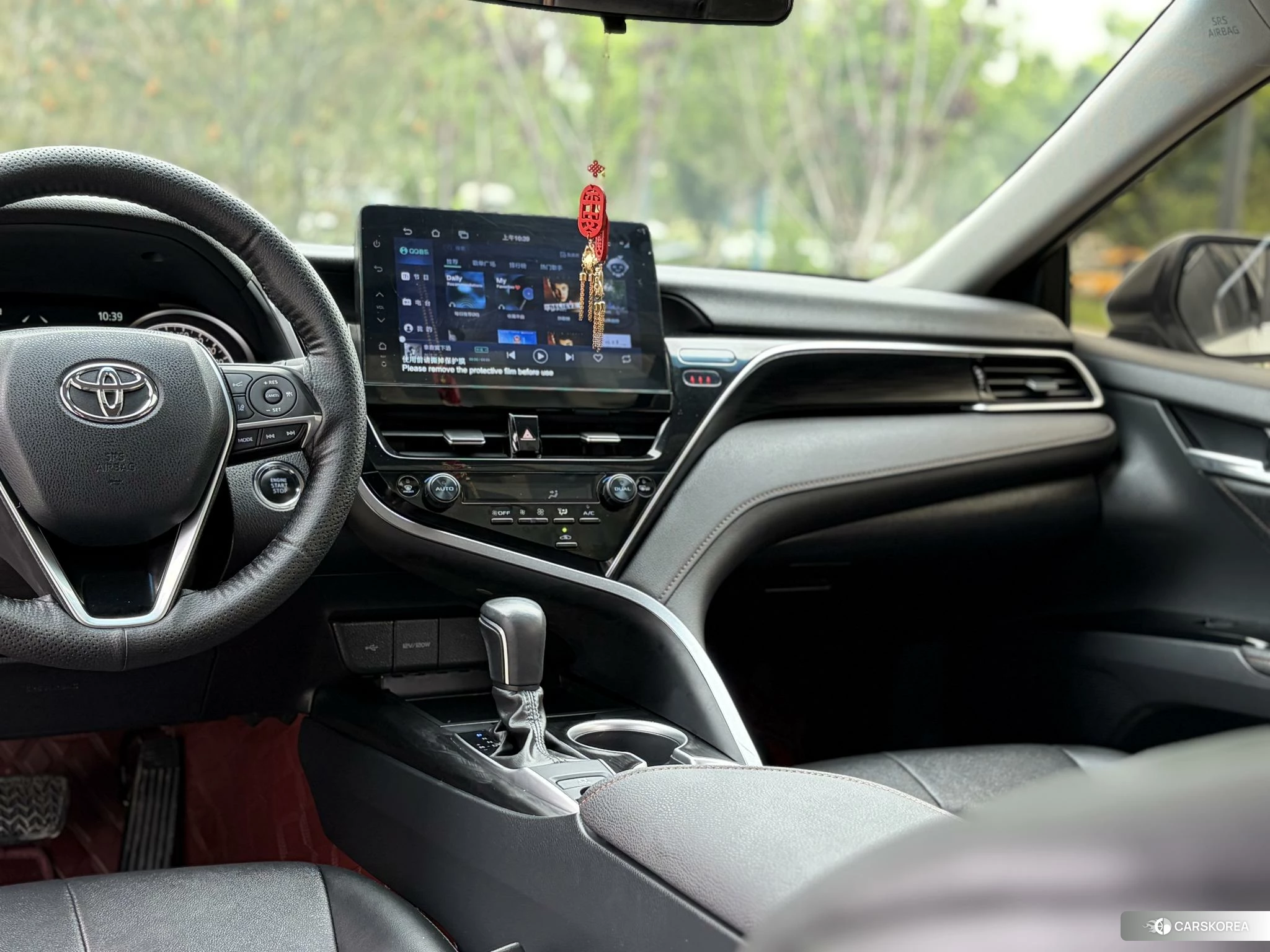 Toyota Camry 2023 Белый из Китая, фото 3