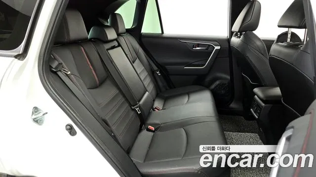 Toyota RAV4 5th Generation 2023 Белый из Кореи, фото 3