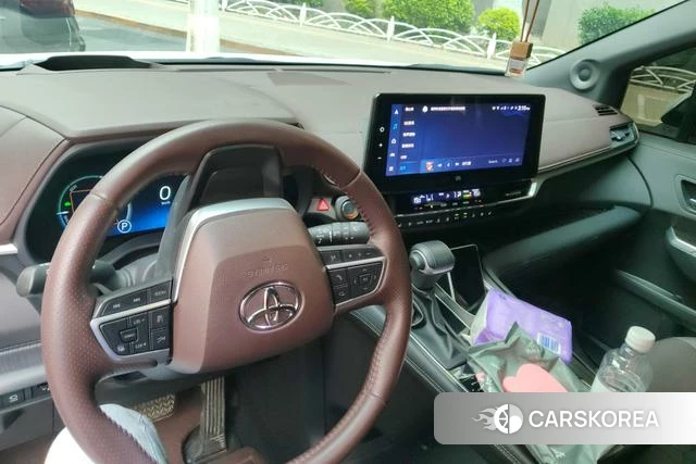 Toyota Saina 2024 Белый из Китая, фото 3