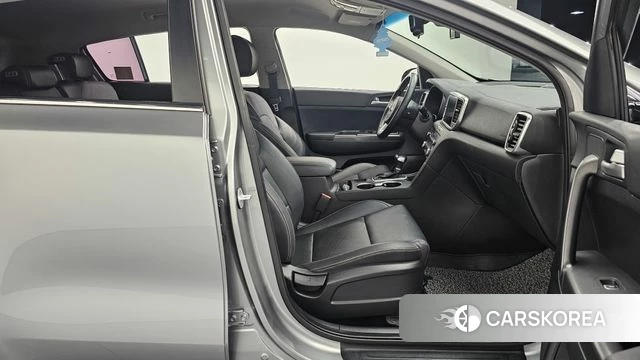 Kia Sportage The Bold 2019 Серебристо-серый из Кореи, фото 3