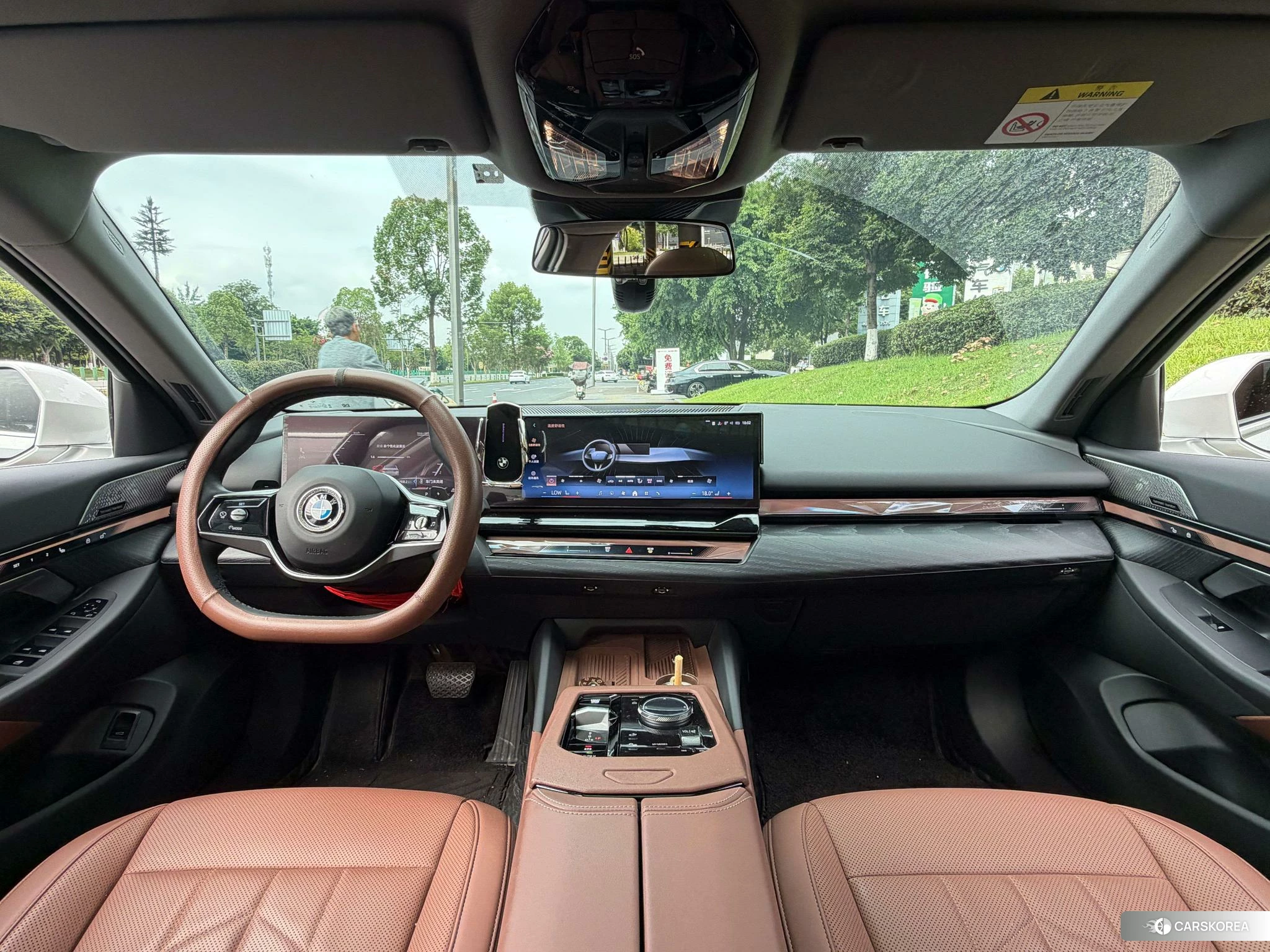 BMW 5 series 2024 Белый из Китая, фото 3