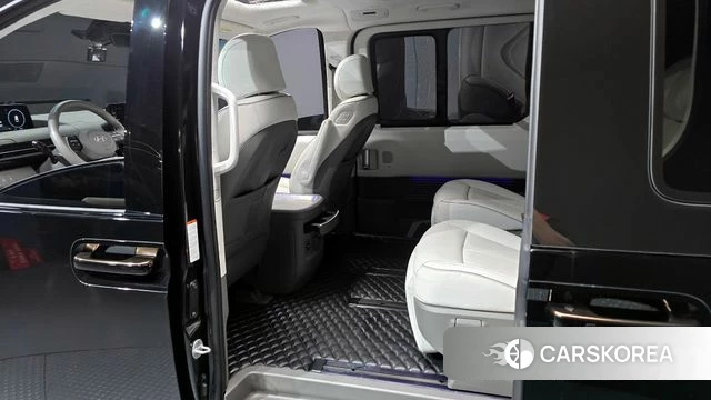 Hyundai Staria 2024 Черный из Кореи, фото 3