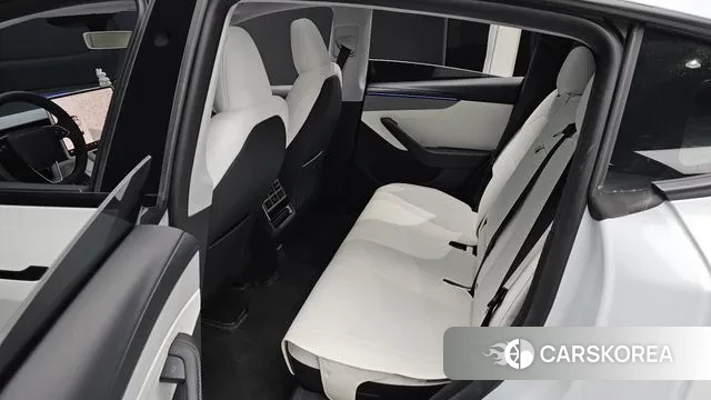 Tesla Model Y 2025 Белый из Кореи, фото 3