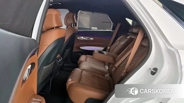 Genesis GV70 2025 Белый из Кореи, фото 3