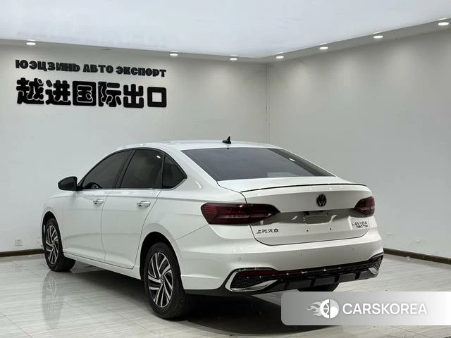 Volkswagen Lavida 2023 Белый из Китая, фото 3