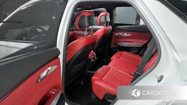 Genesis GV70 2024 Белый из Кореи, фото 3