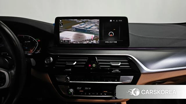 BMW 5 Series (G30) 2022 Белый из Кореи, фото 3