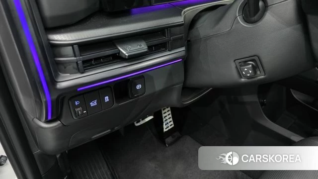 Hyundai Santa Fe (MX5) 2023 Белый из Кореи, фото 3