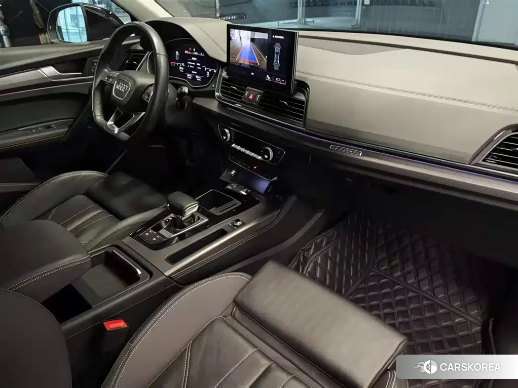 Audi Q5L 2022 Черный из Китая, фото 3