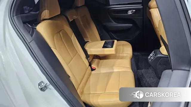 Volvo XC40 2019 Белый из Кореи, фото 3