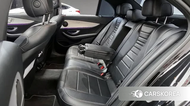 Mercedes-Benz E-Class W213 2021 Черный из Кореи, фото 3