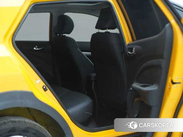 Kia Yi Ran 2022 Желтый из Китая, фото 3