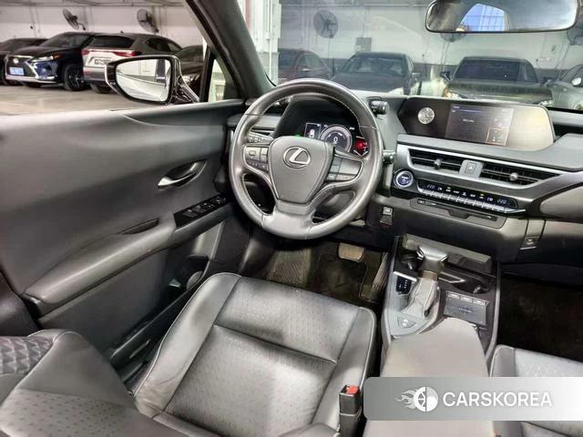 Lexus UX 2020 Серебристо-серый из Китая, фото 3