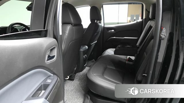 Chevrolet (GM Daewoo) Real New Colorado 2021 Черный из Кореи, фото 3