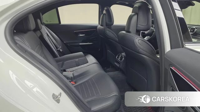 Mercedes-Benz C-Class W206 2024 Белый из Кореи, фото 3