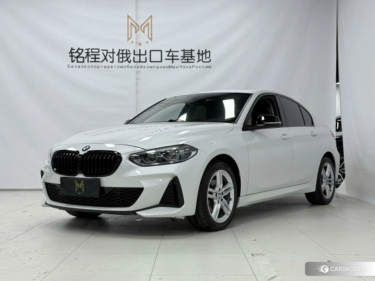 BMW 1 series 2020 Белый из Китая, фото 3