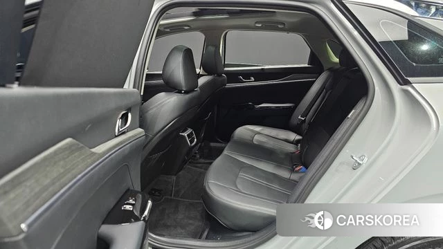 Kia The New K5 Hybrid 3rd generation 2024 Серебристо-серый из Кореи, фото 3