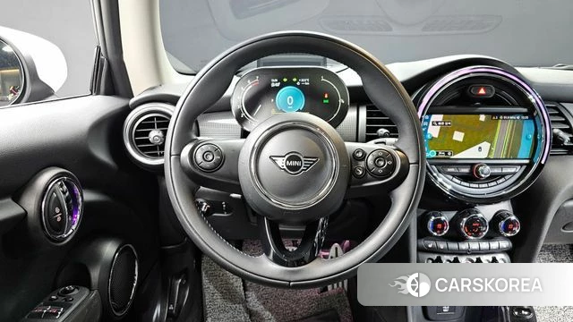 Mini Cooper 2021 Черный из Кореи, фото 3