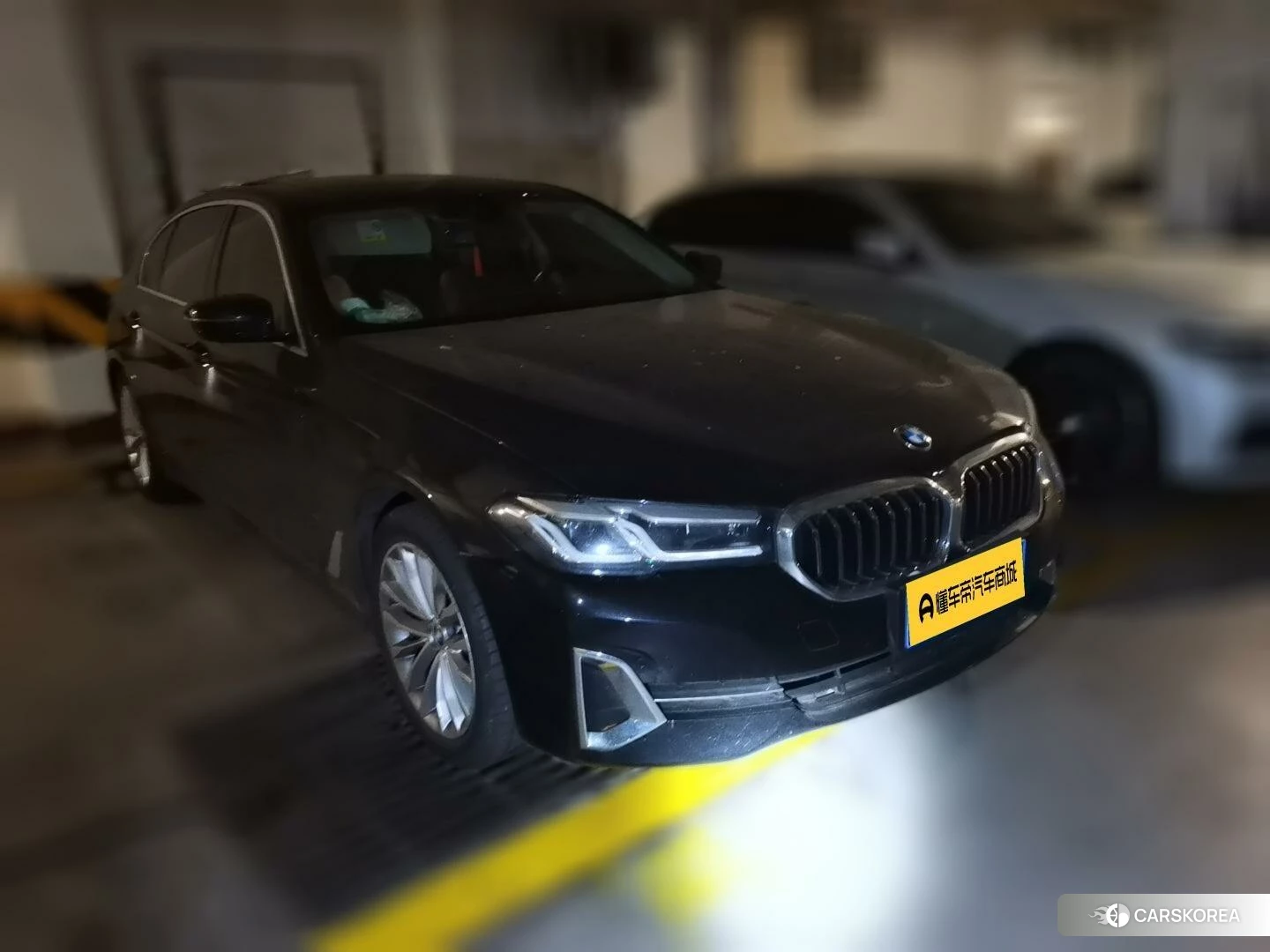 BMW 5 series 2021 Черный из Китая, фото 3