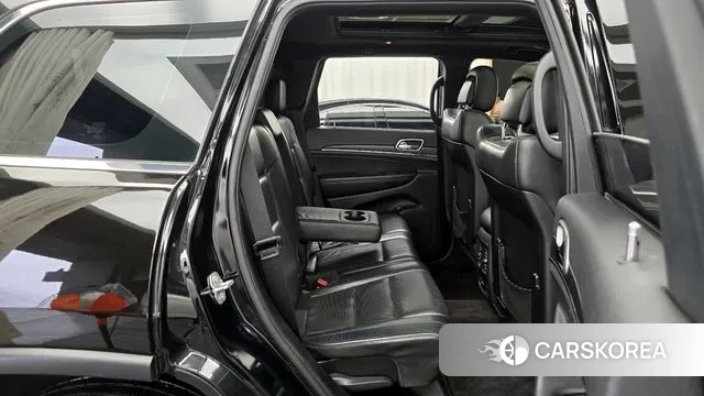 Jeep Grand Cherokee 2018 Черный из Кореи, фото 3