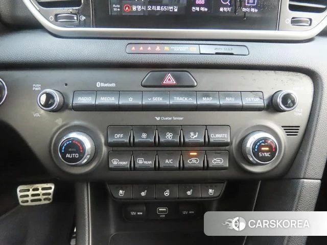 Kia Sportage The Bold 2021 Серебристо-серый из Кореи, фото 3