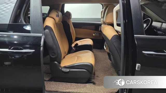 Kia Carnival 4th generation 2022 Черный из Кореи, фото 3