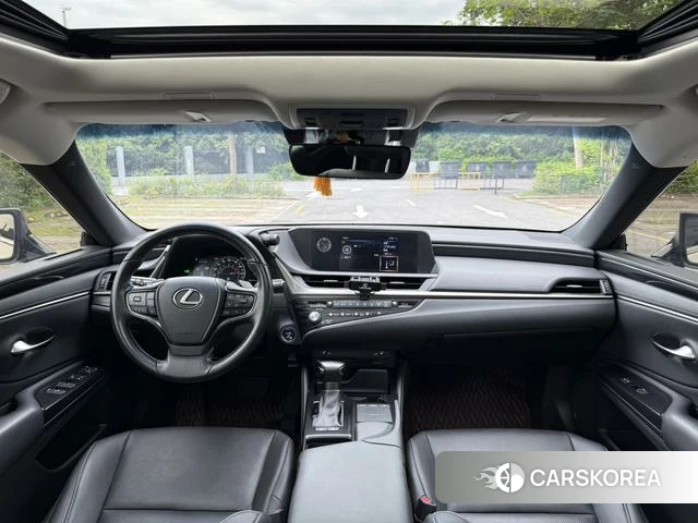 Lexus ES 2021 Шампань из Китая, фото 3