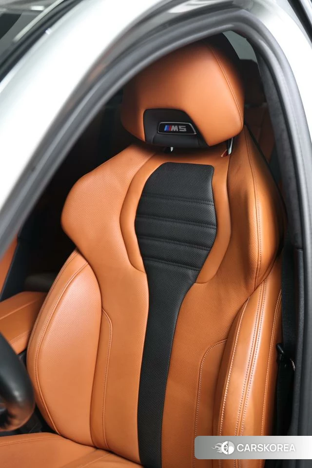 BMW M5 2021 Серебристо-серый из Китая, фото 3