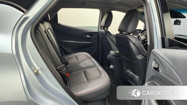 Chevrolet (GM Daewoo) Bolt EV 2018 Светло-серебряный цвет из Кореи, фото 3