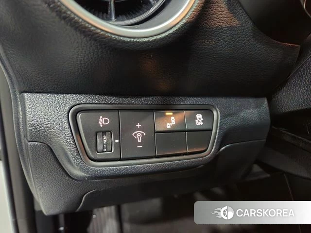 Kia The New K3 2nd generation 2022 Белый из Кореи, фото 3